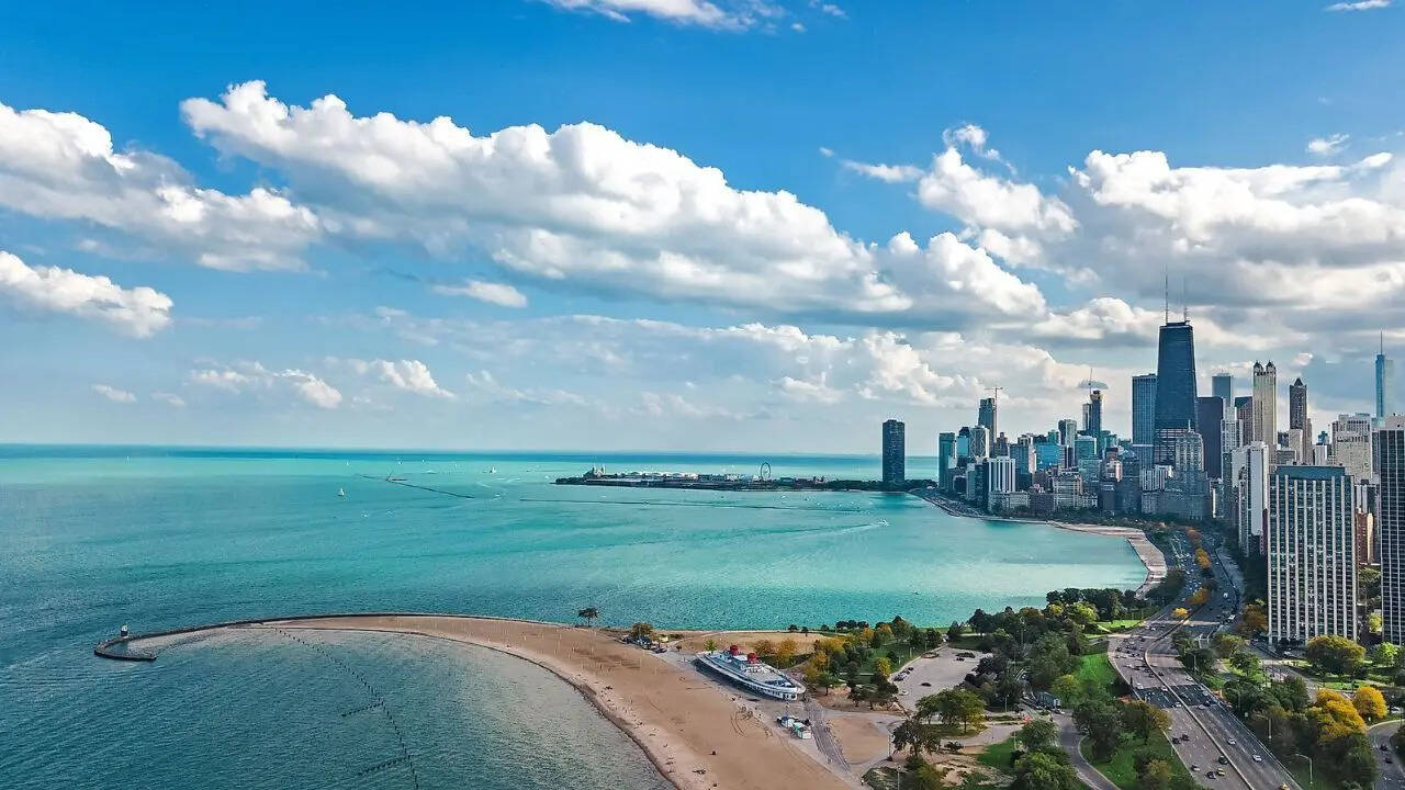 PC: WorldAtlas Lake Michigan