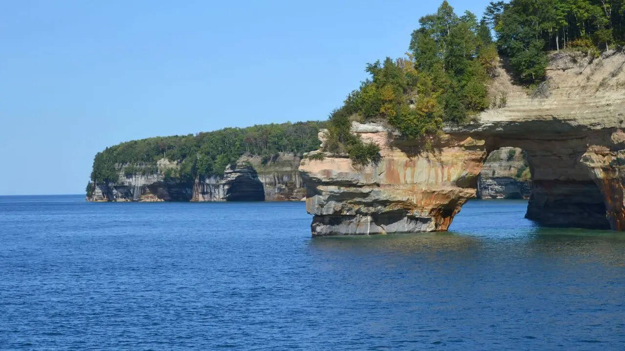 PC: Center for great lakes Literacy Lake Superior