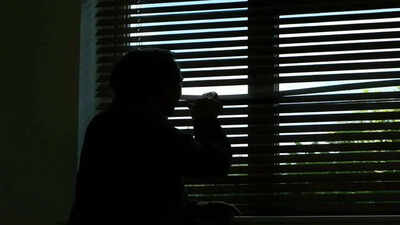 Man expelled to France under UK asylum arrangement secretly returns Man expelled to France under UK asylum arrangement secretly returns