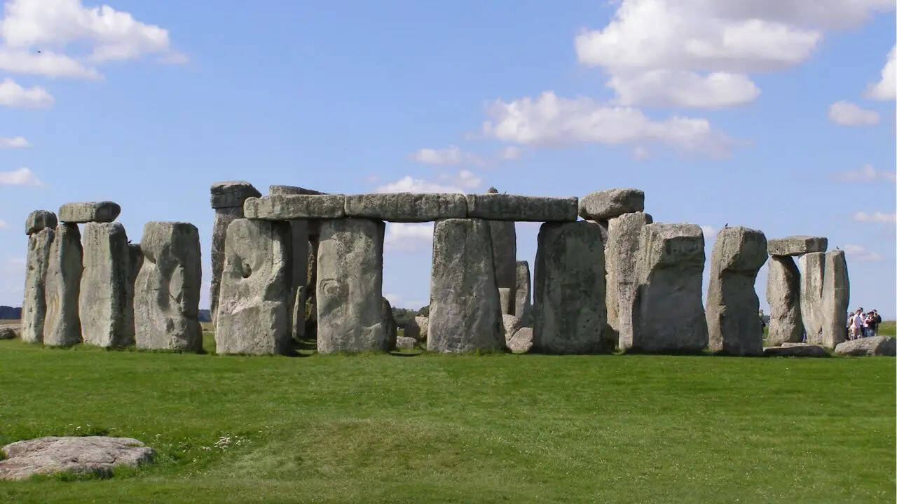 Stonehenge – A stone mystery that refuses answers