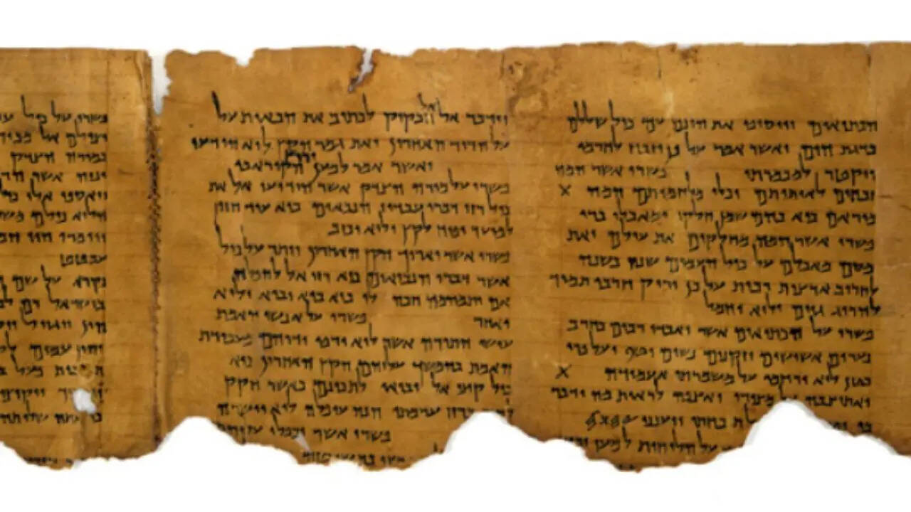 The Dead Sea Scrolls – Fragile texts that survived time