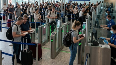 UK net migration fell below 200,000 UK net migration falls below 200,000 as stricter visa rules cut arrivals
