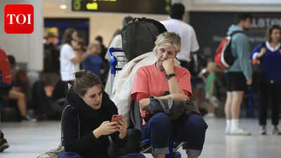 UK travellers Europe airport chaos: UK travellers asked to arrive 3 hours early as border checks cause delays